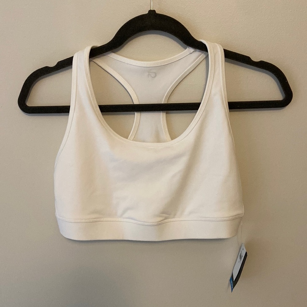 NWT Gap Fit sports bra.